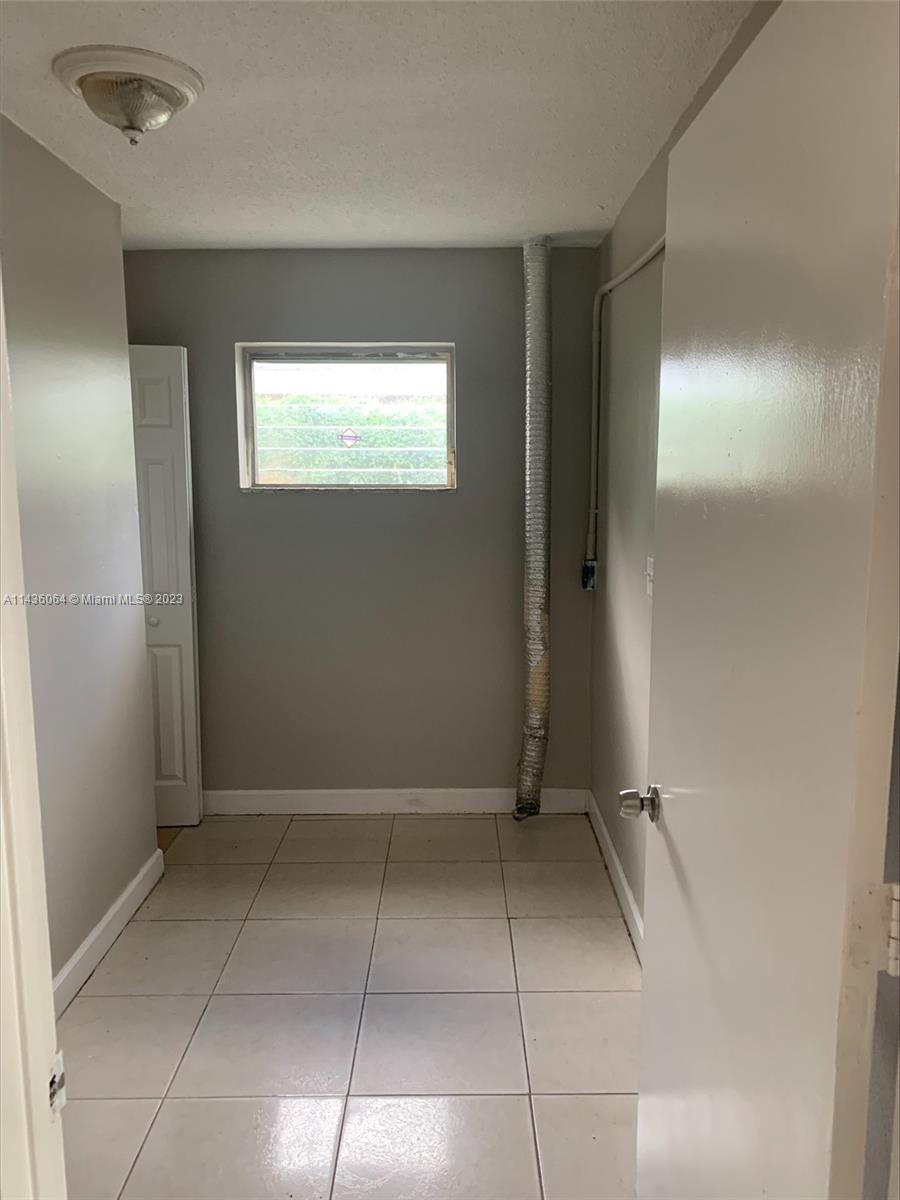 LAUDERDALE LAKES NORTHGAT - Residential