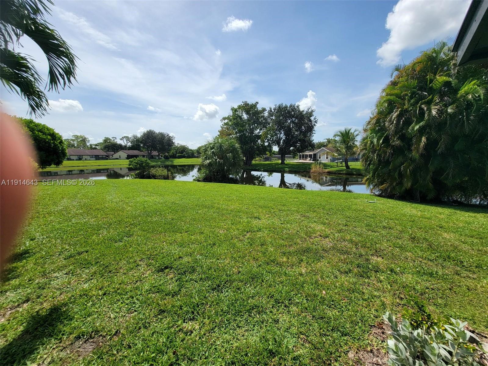 STRATHMORE GATE WEST UNIT - Residential Lease