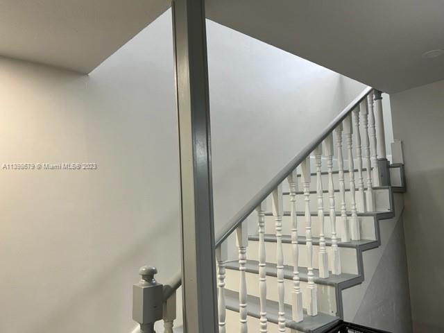 PRINCETONIAN ESTATES - Residential
