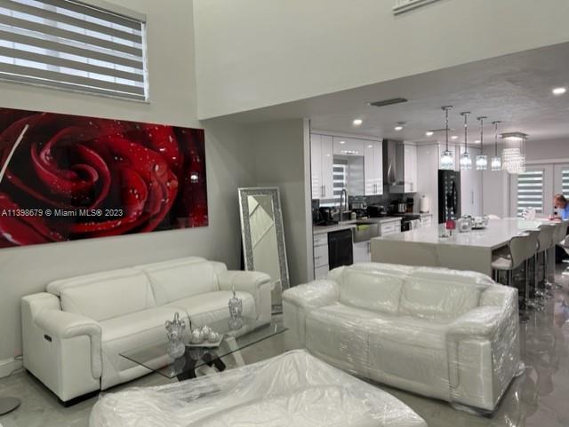PRINCETONIAN ESTATES - Residential