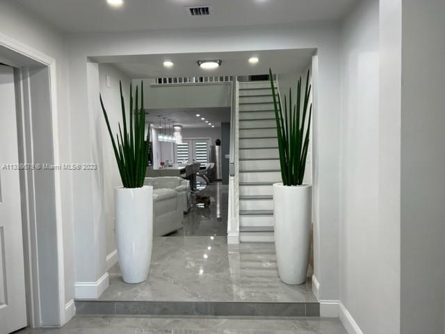 PRINCETONIAN ESTATES - Residential