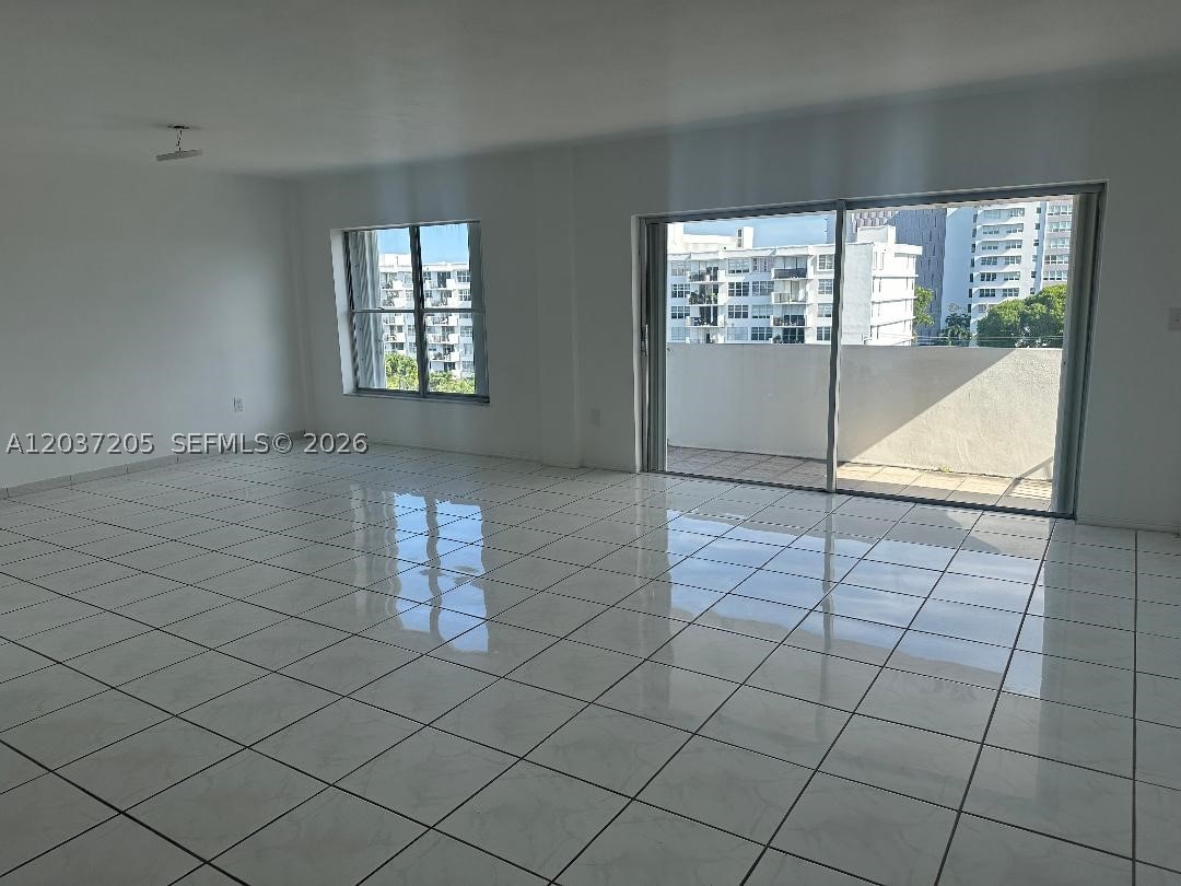 BERKSHIRE HOUSE CONDO - Residential Lease
