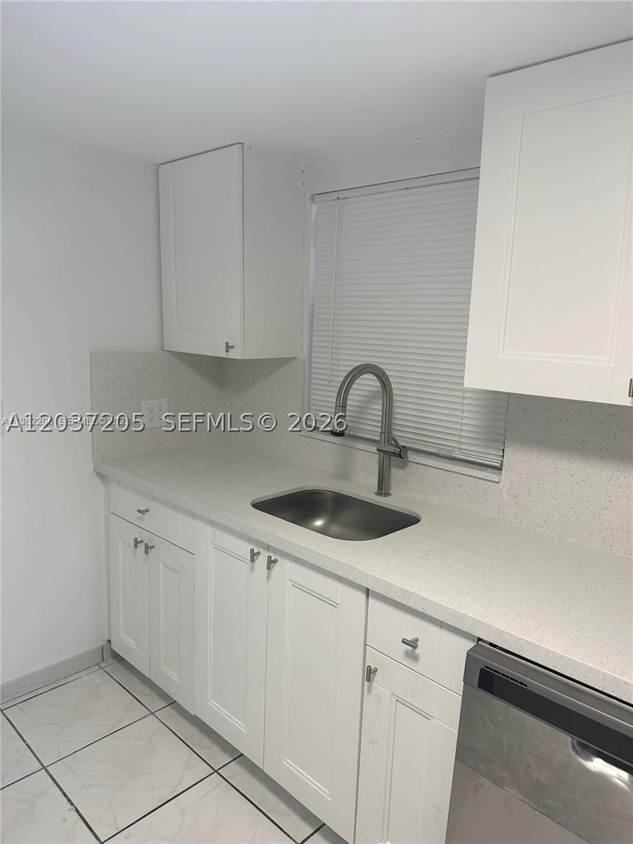BERKSHIRE HOUSE CONDO - Residential Lease
