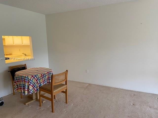 SANDS POINT CONDOMINIUM I - Residential Lease