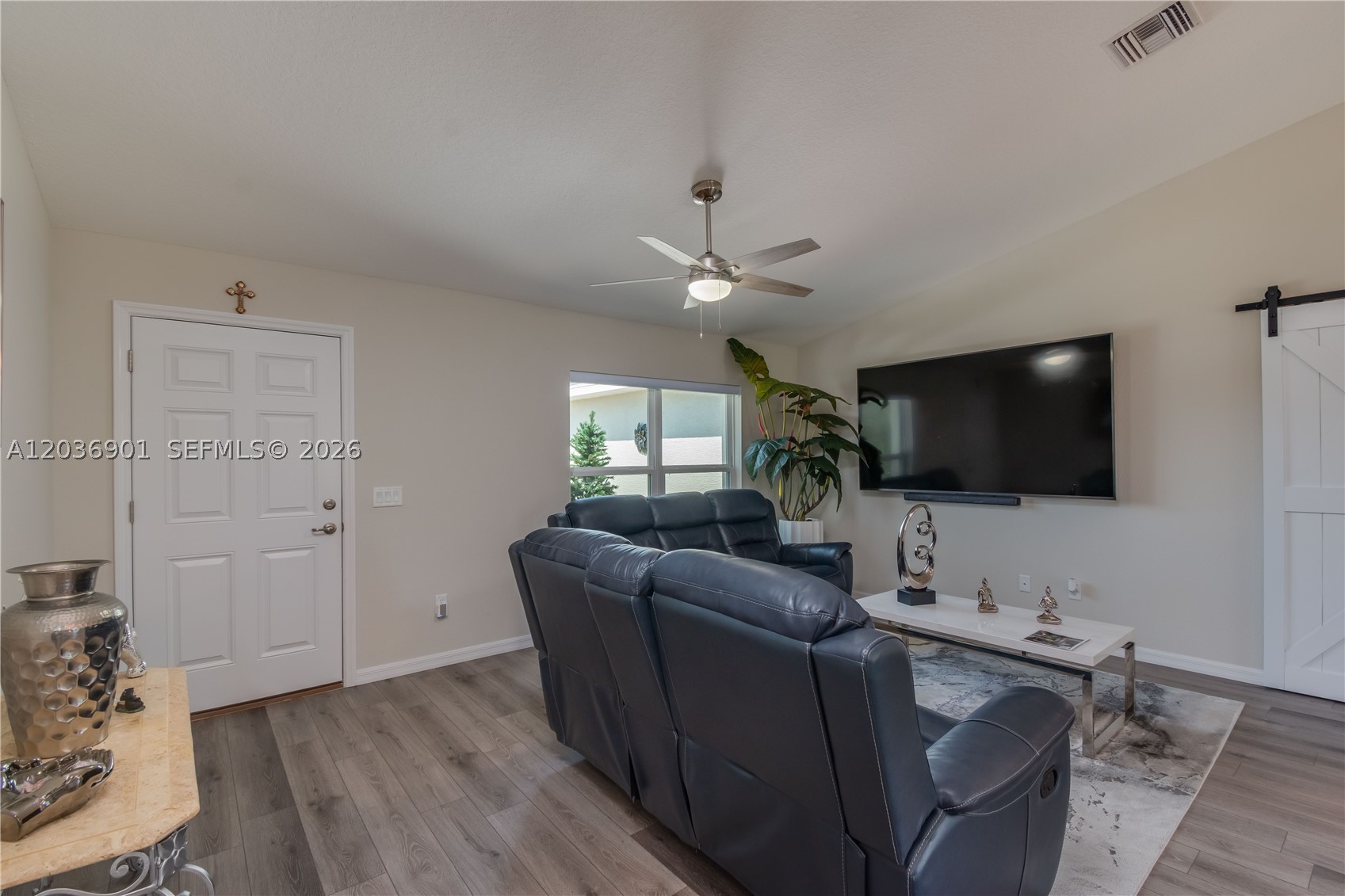 MARION OAKS - Residential