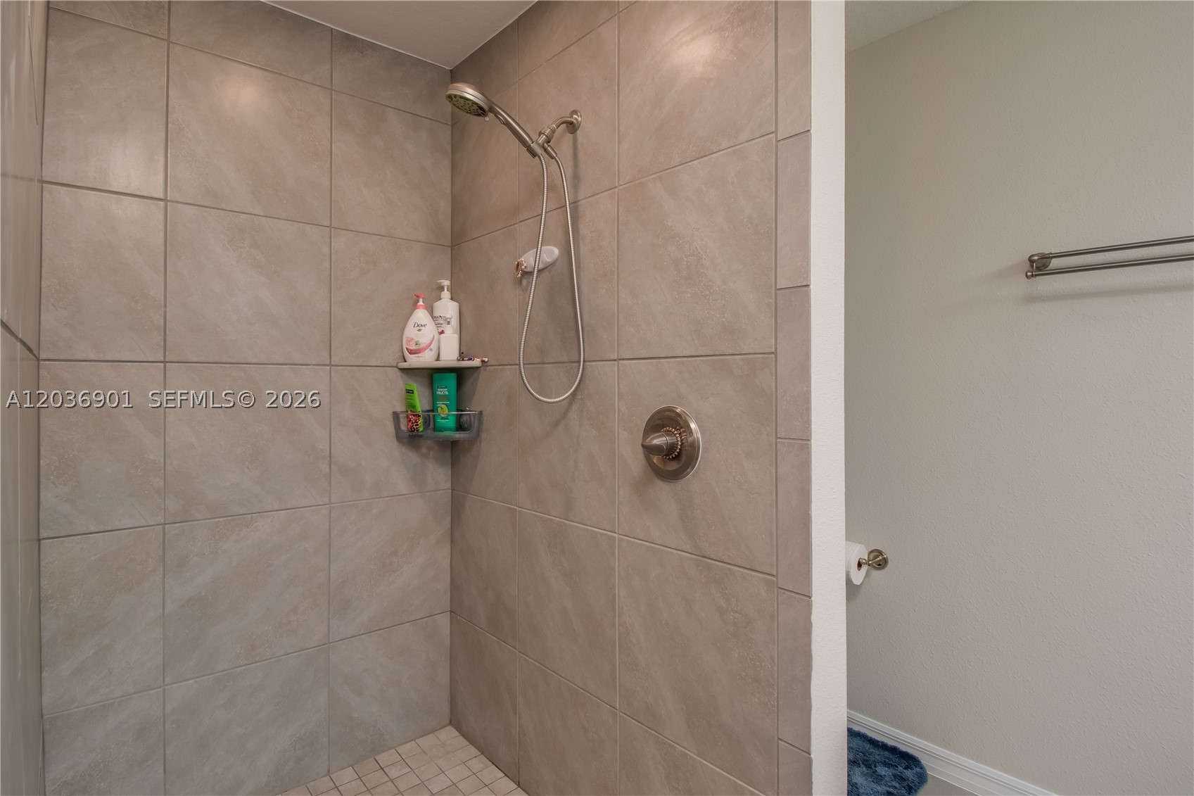MARION OAKS - Residential