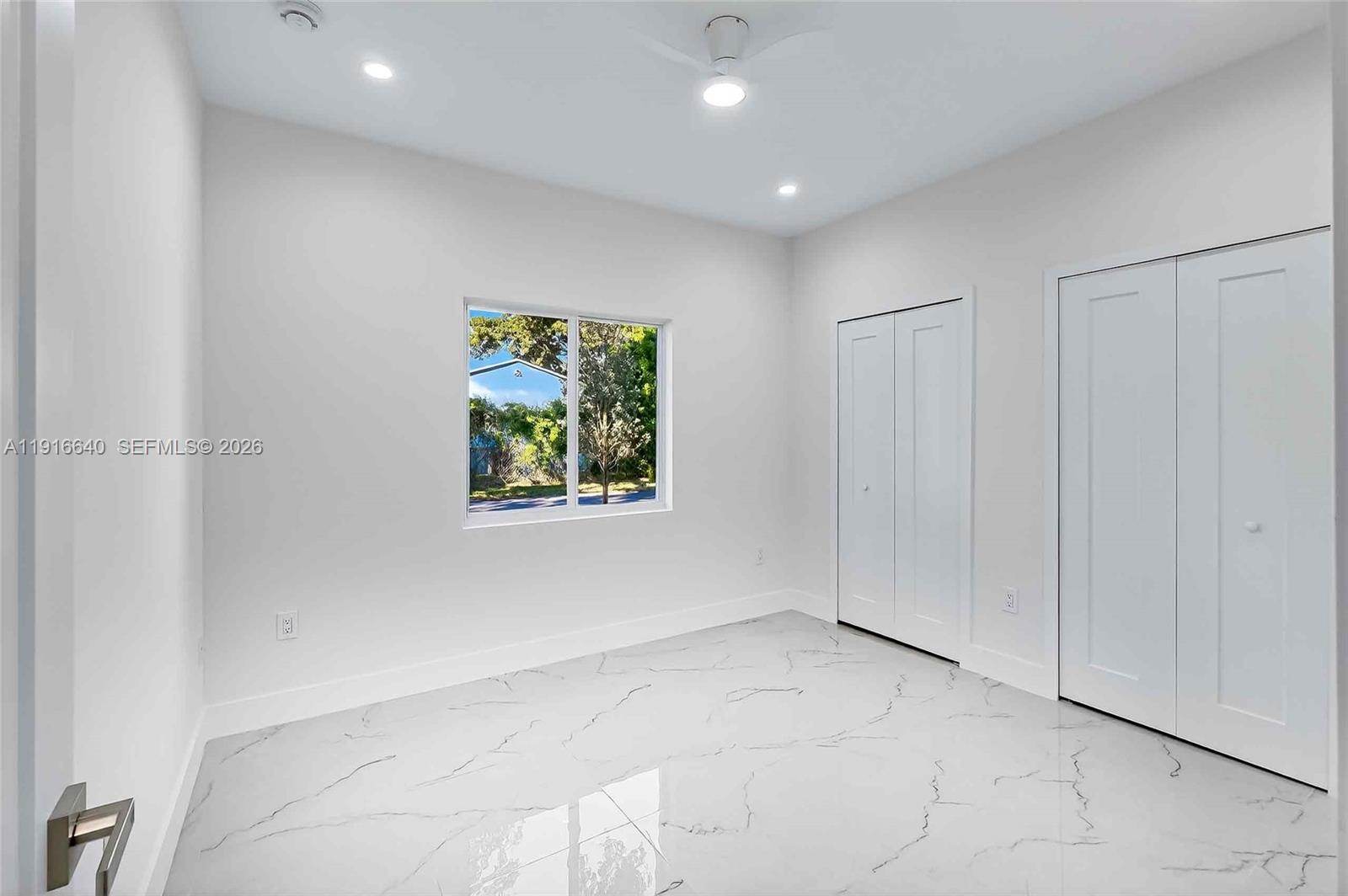 N MIAMI ESTATES - Residential