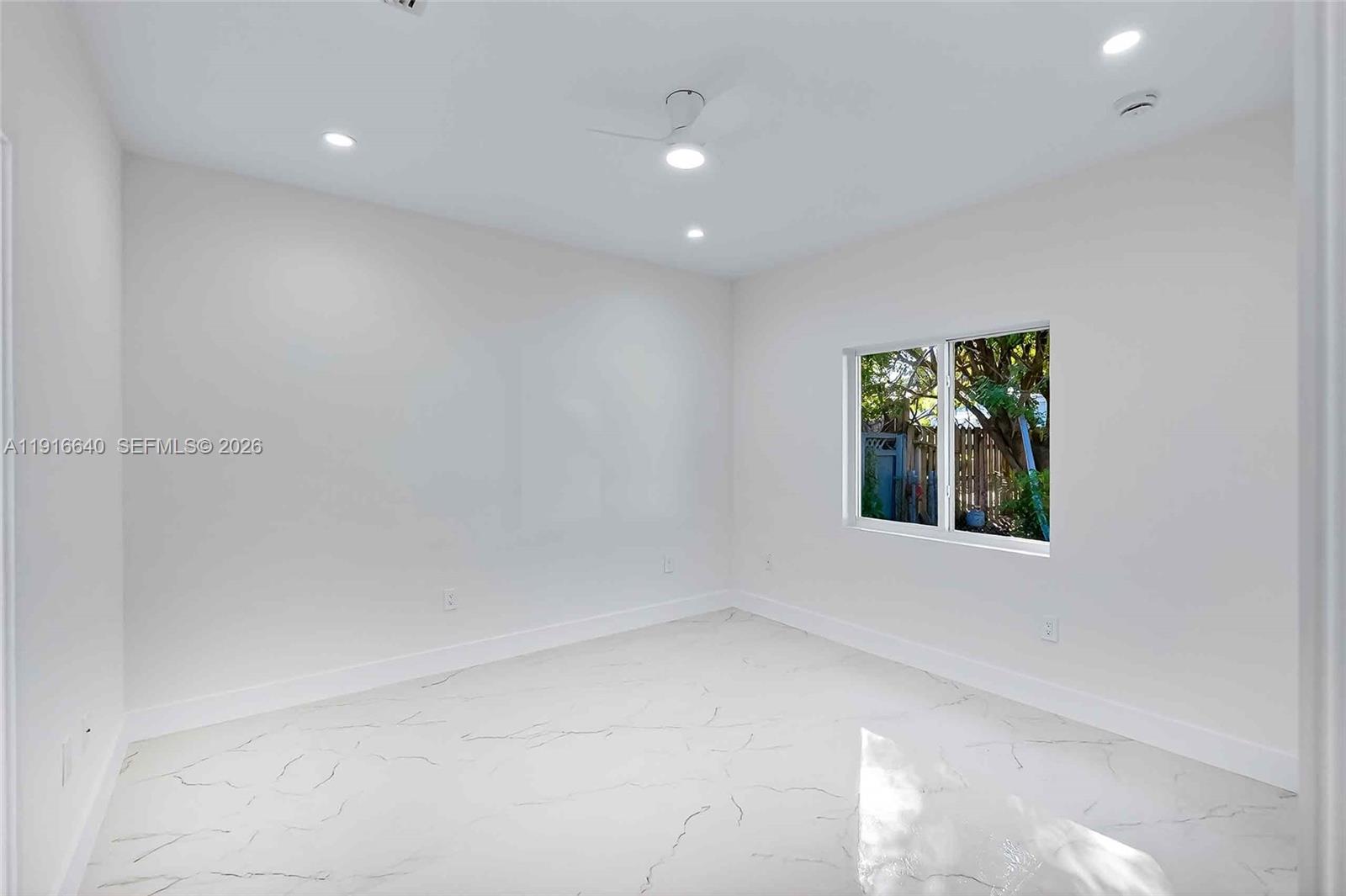 N MIAMI ESTATES - Residential