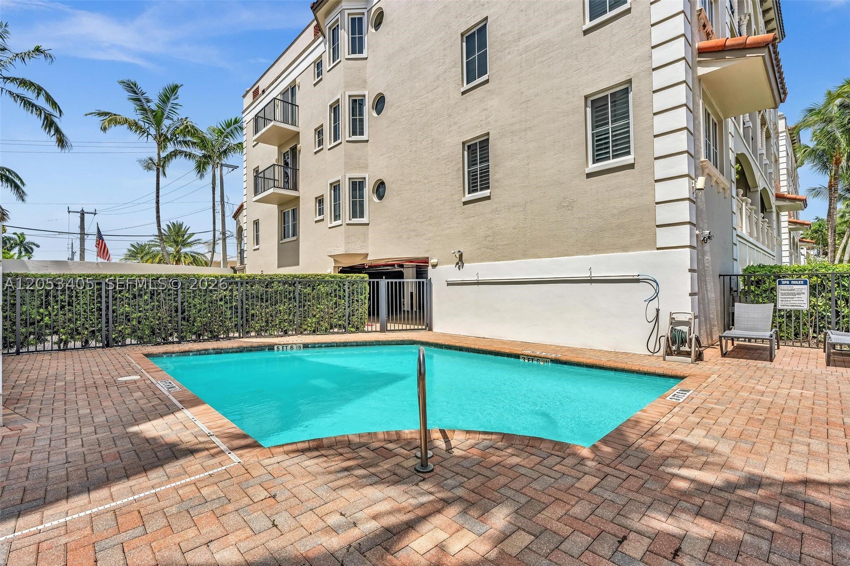 HEMINGWAY LANDINGS CONDO - Residential