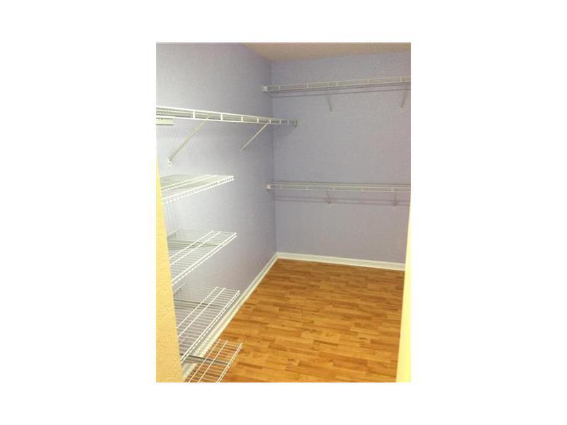 SILVER FALLS POD B 173-18 - Residential Lease