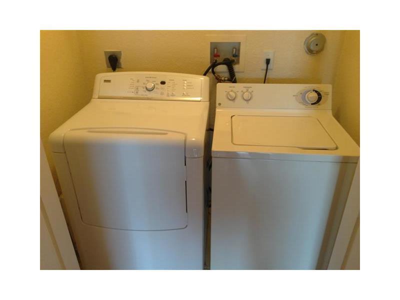 SILVER FALLS POD B 173-18 - Residential Lease