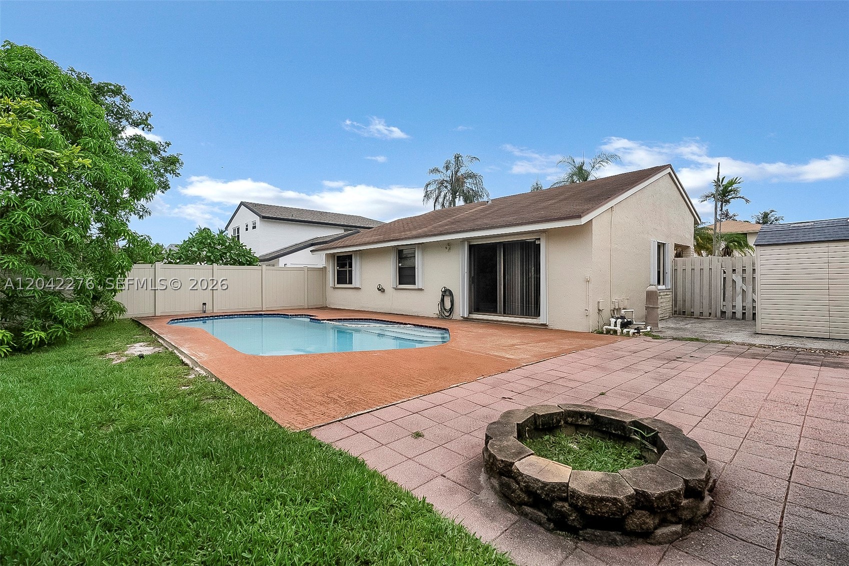 SHENANDOAH SECTION FOUR - Residential Lease