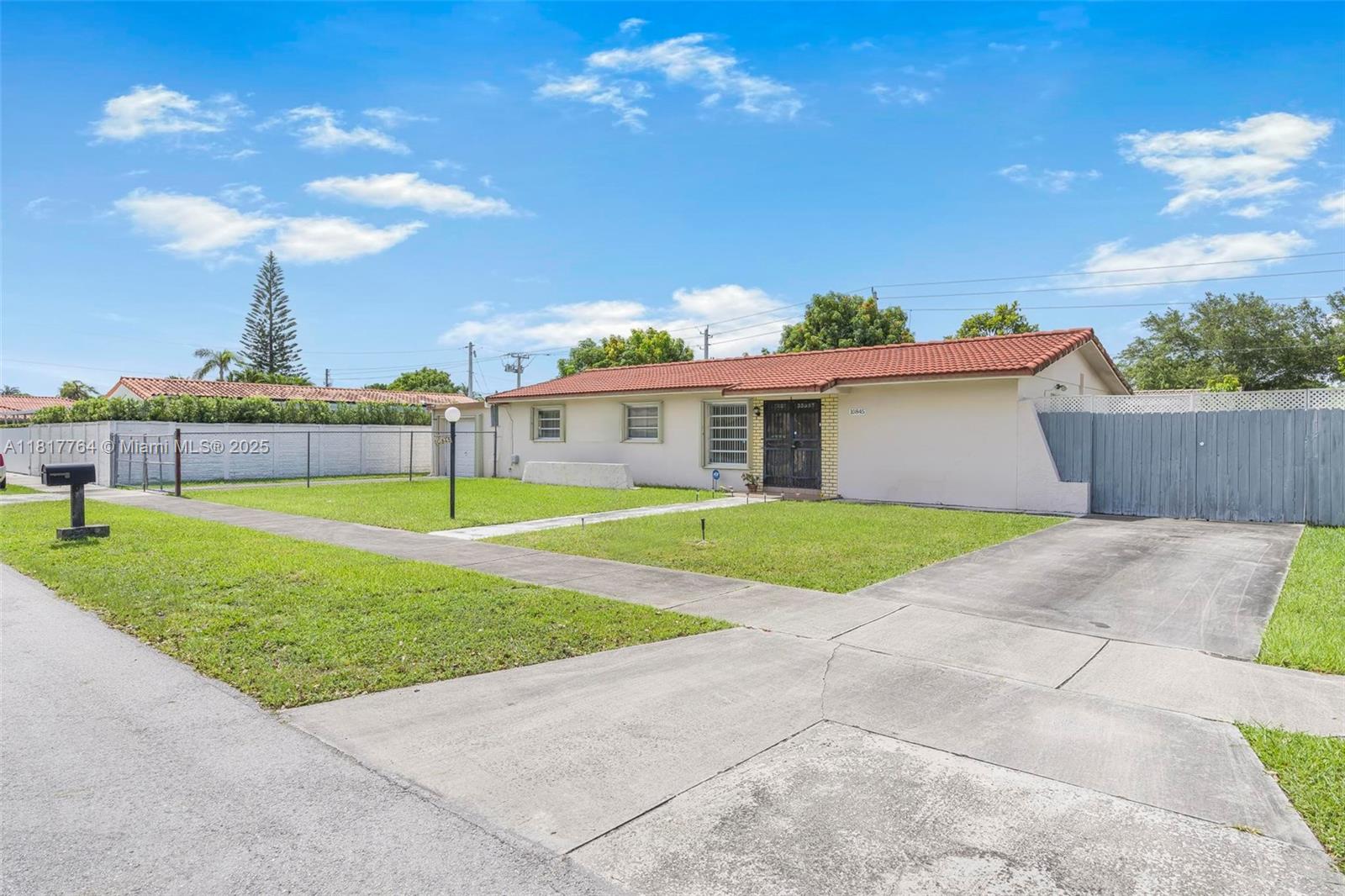 CUBARANDA ESTATES - Residential