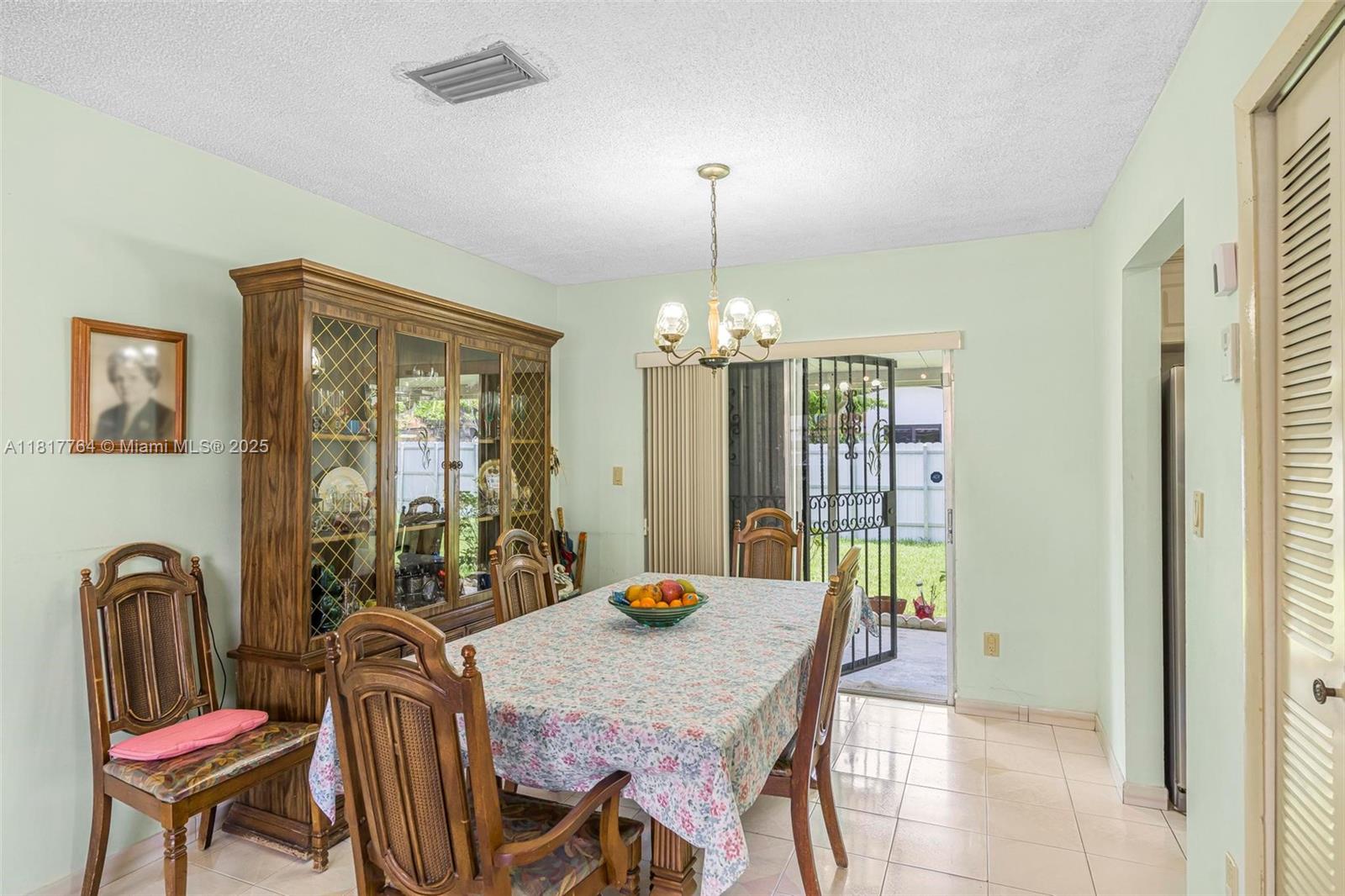 CUBARANDA ESTATES - Residential