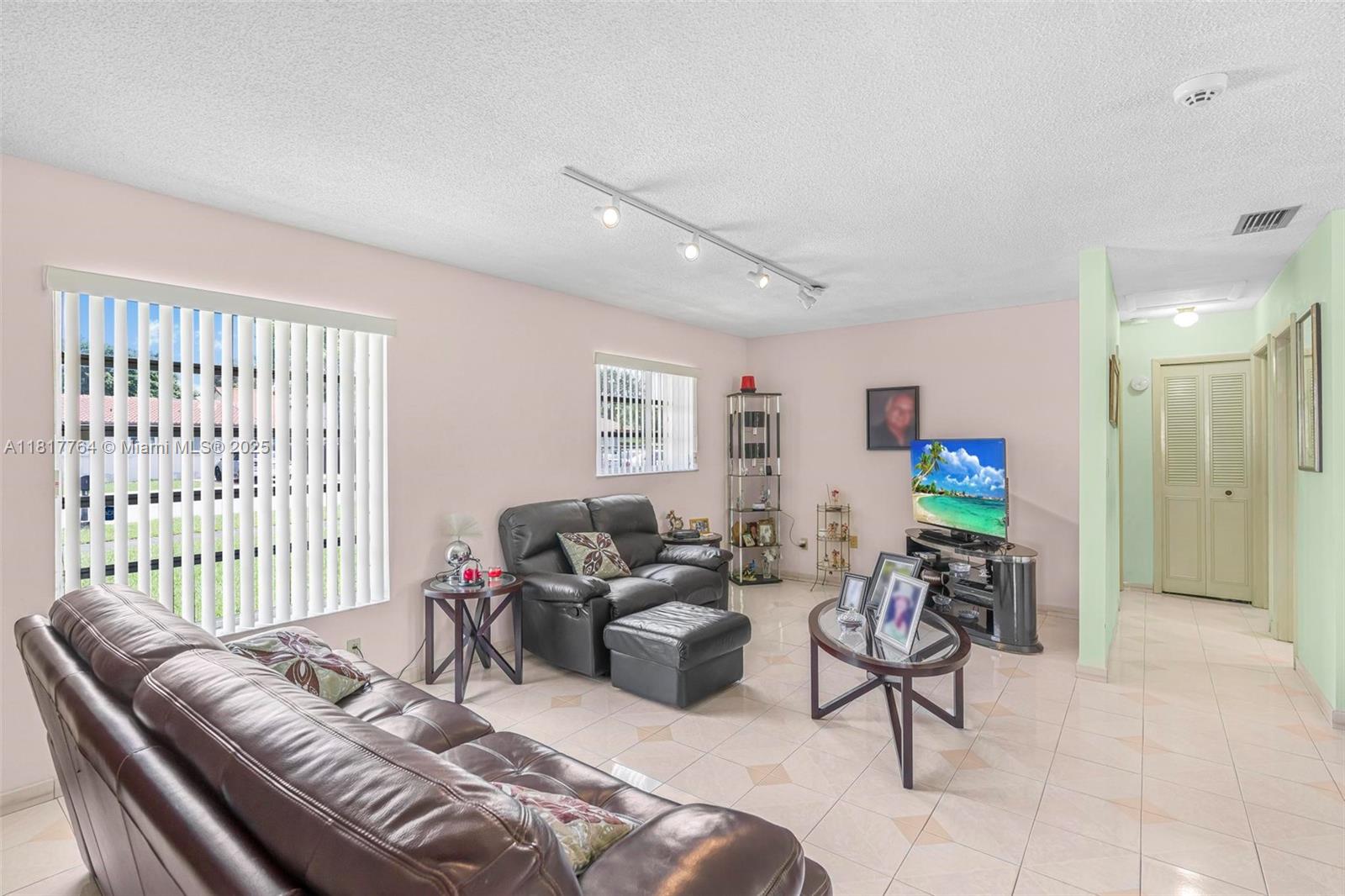 CUBARANDA ESTATES - Residential