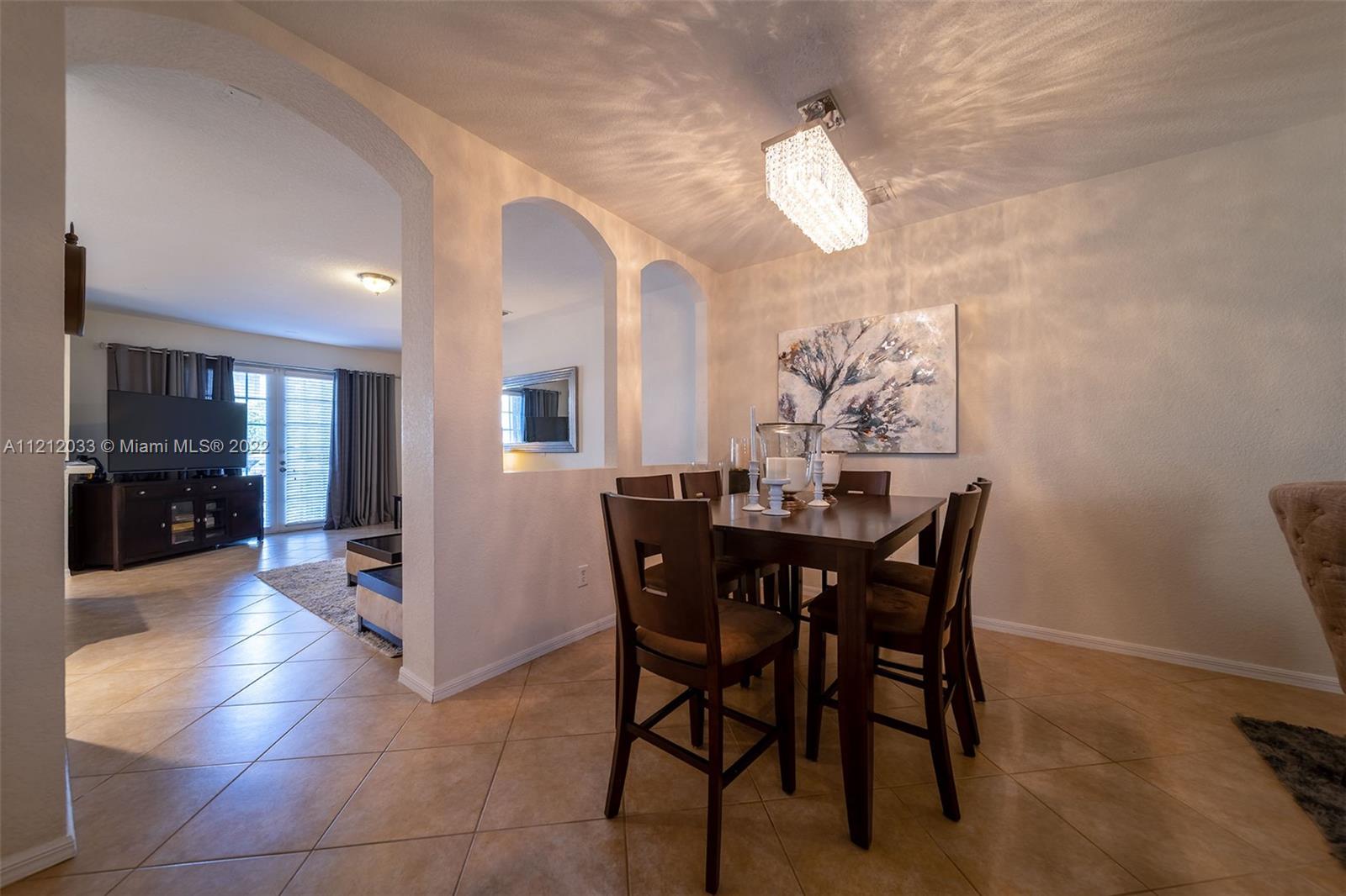 HAMPTON HILLS CONDO - Residential