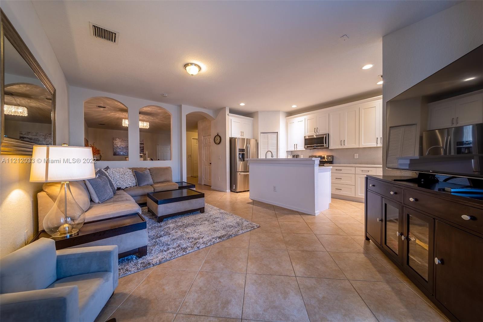 HAMPTON HILLS CONDO - Residential