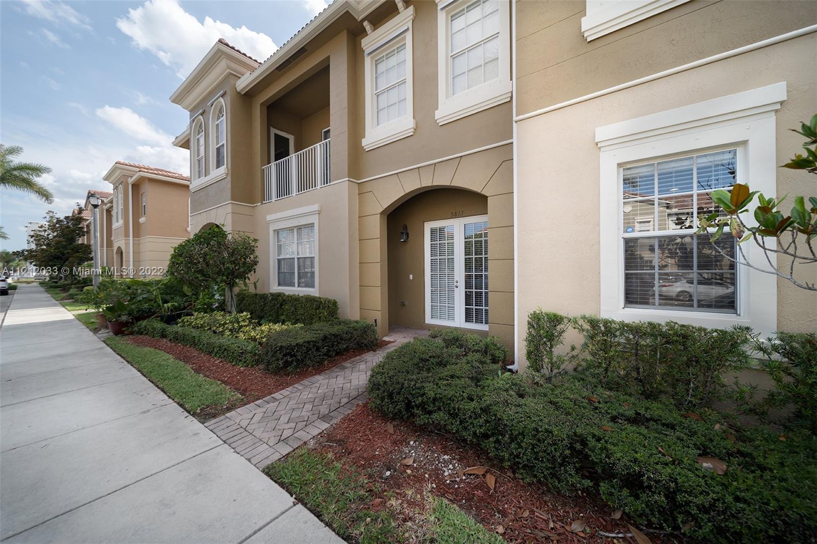 HAMPTON HILLS CONDO - Residential