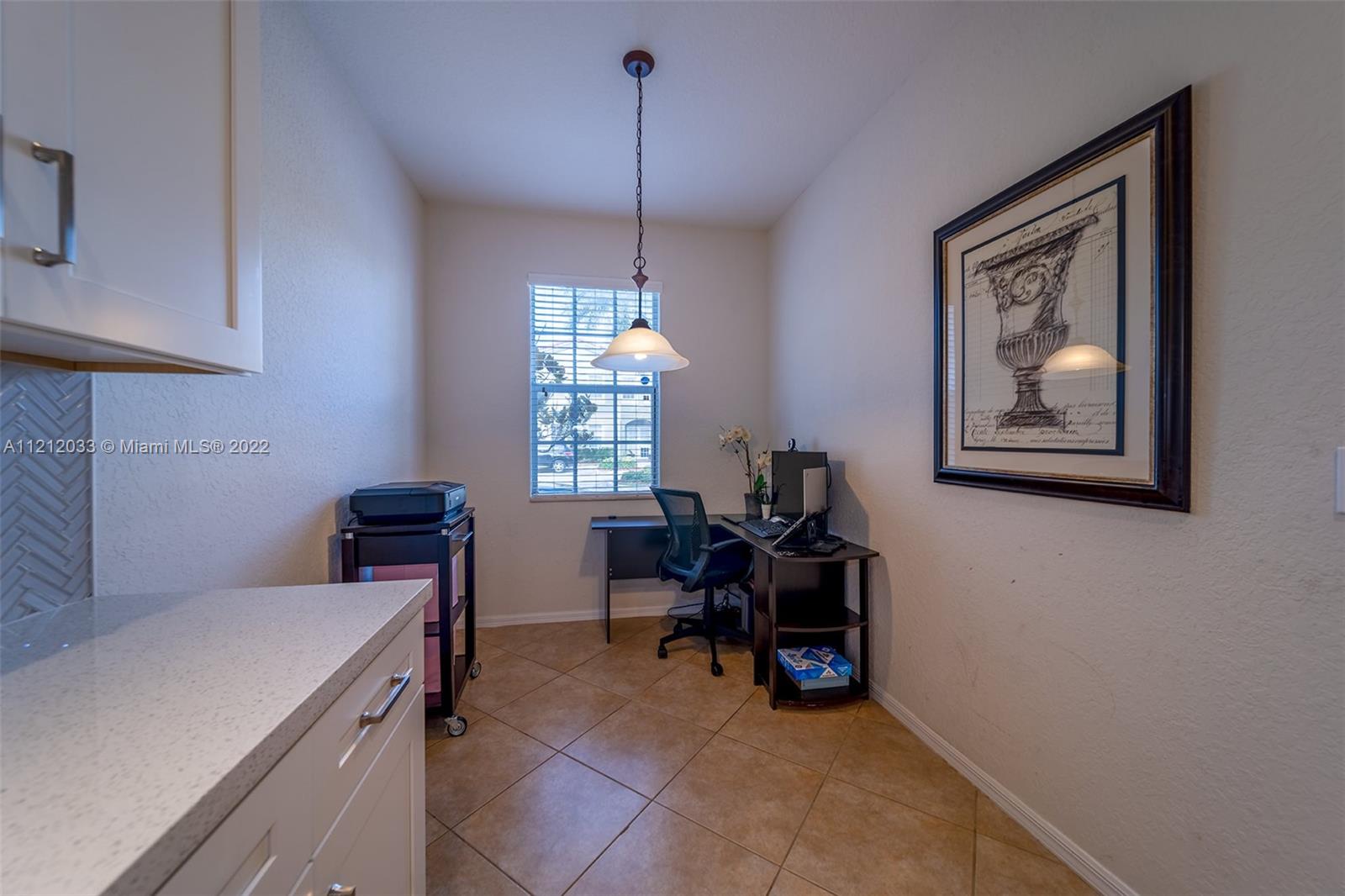 HAMPTON HILLS CONDO - Residential