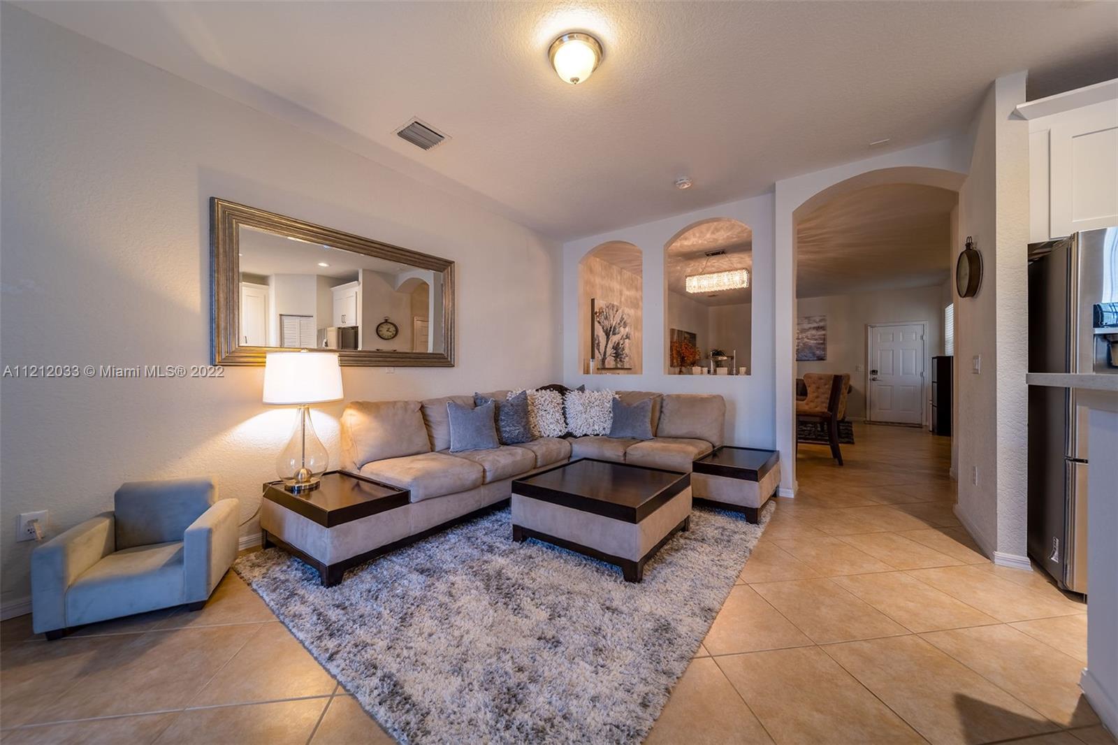 HAMPTON HILLS CONDO - Residential