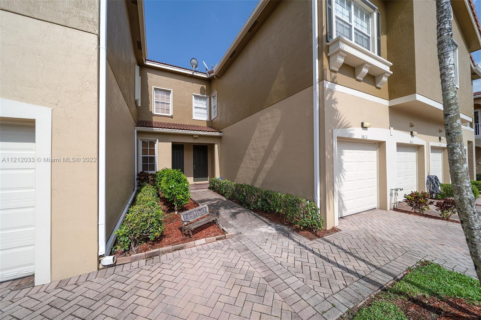 HAMPTON HILLS CONDO - Residential