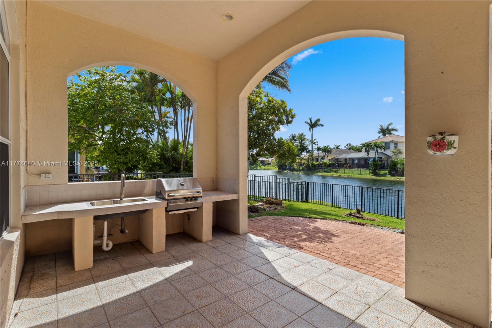 POD 7 AT MONARCH LAKES - Residential