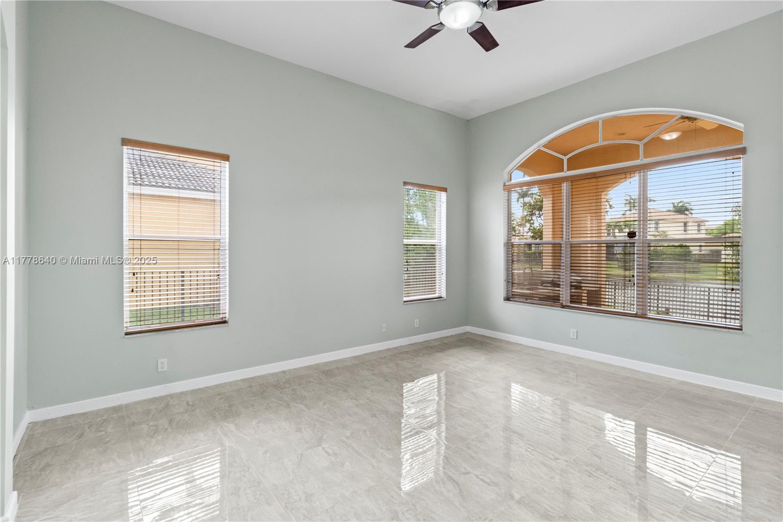 POD 7 AT MONARCH LAKES - Residential