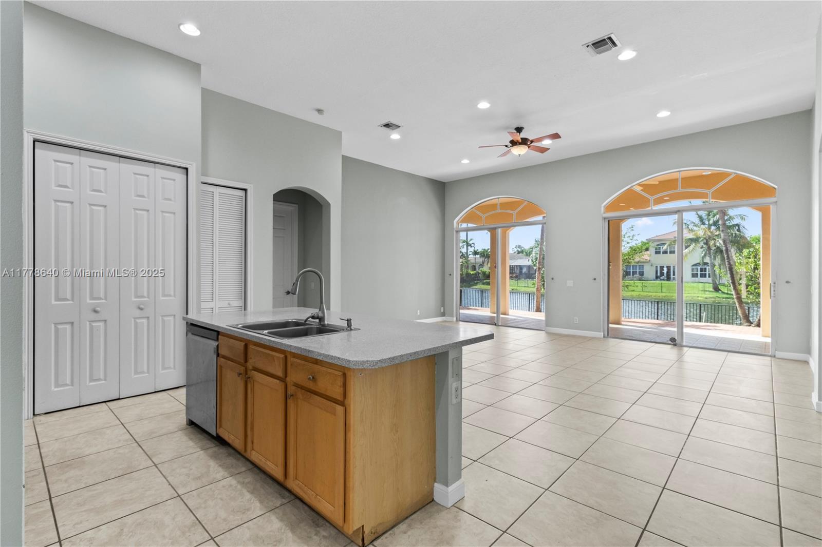 POD 7 AT MONARCH LAKES - Residential