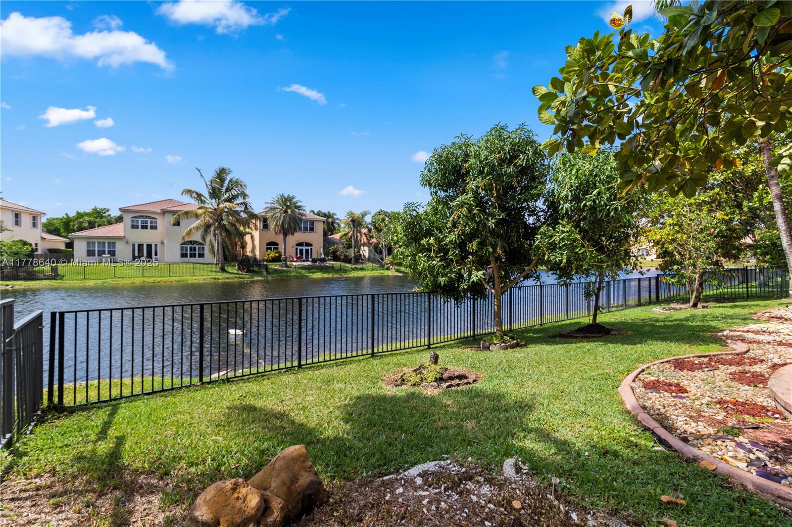 POD 7 AT MONARCH LAKES - Residential