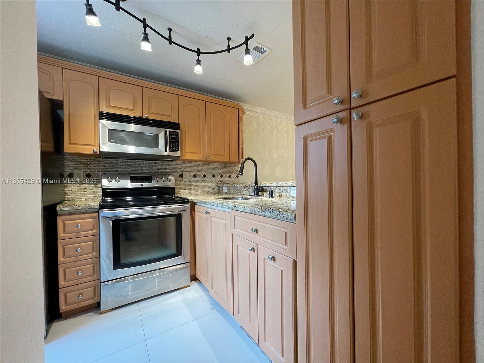 $100/M discount off of asking price if tenant moves in on or before October 15th! Great townhome for rent with a fenced backyard patio space that can be used for BBQ, entertainment, or just enjoying the SFL outdoors with the natural breeze and fabns! Each bedroom is an ensuite, with a private bathroom, there are 2 assigned parking spaces 2 steps from your front door! Excellent location just minutes away from main arteries of transportation, schools, Universities, shopping centers, Dolphin Mall, International Mall, Mall of the Americas, restaurants, parks and recreational facilities. Updated, 2 bedroom 2 full bath upstairs, half bath main floor, modern design, full-size washer/dryer, patio storage, spacious patio, spacious closets, and open comfortable floor plan. Ready to move in!!