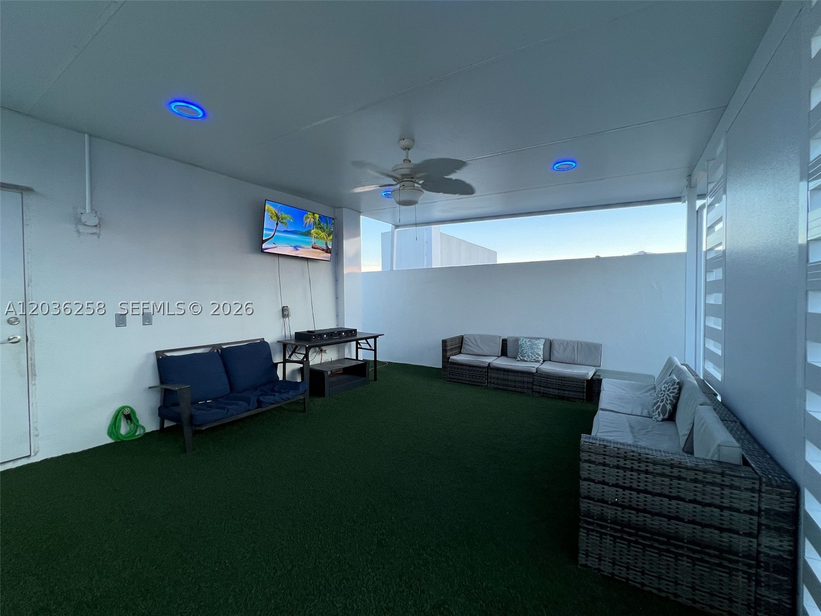 PARADISE GARDENS - Residential