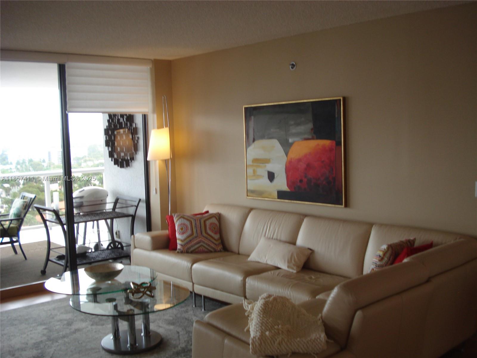 HARBOR TWS AT THE WATERWAY - Residential