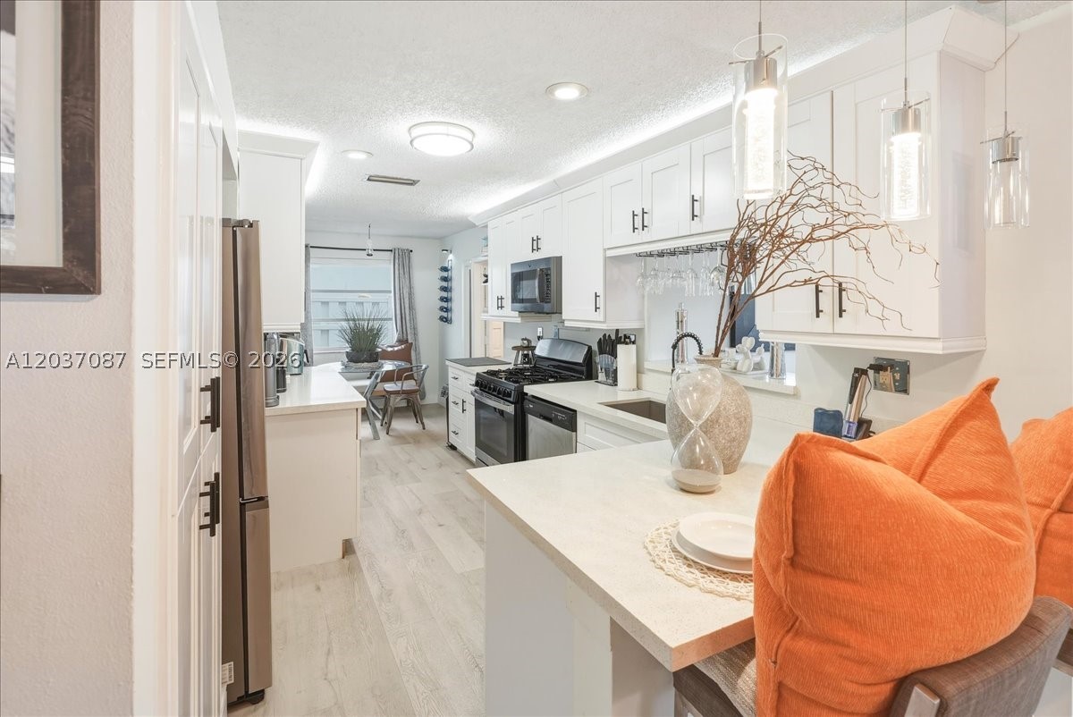 SUNRISE GOLF VILLAGE SEC - Residential