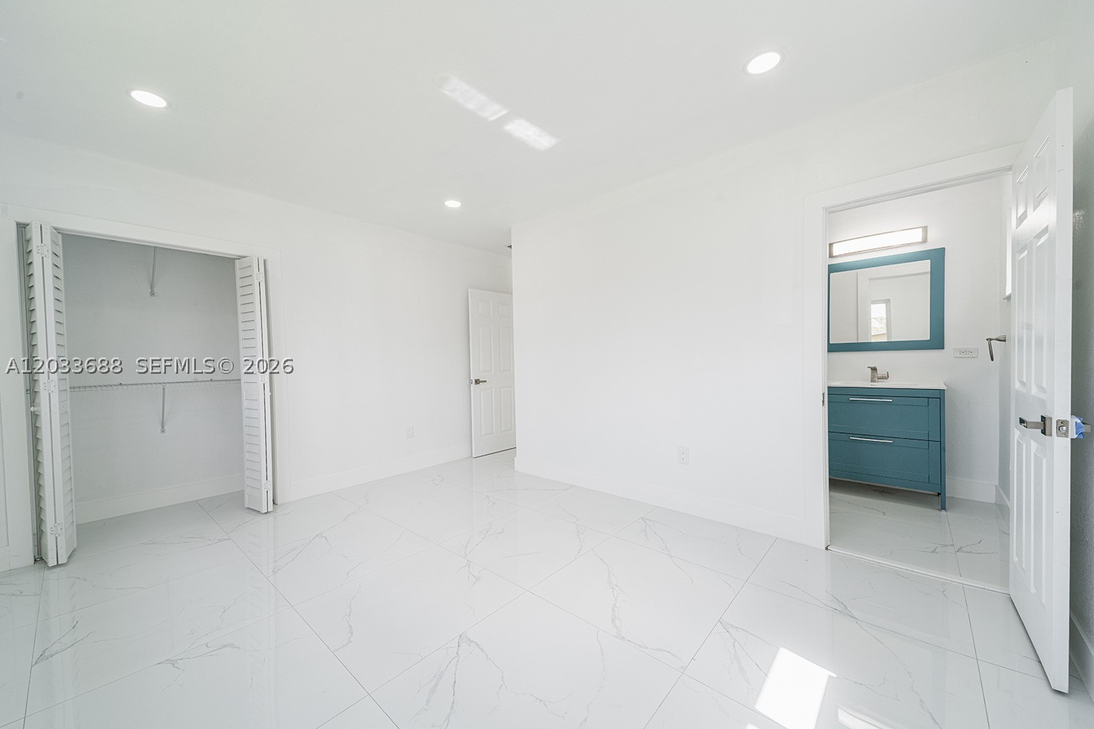 MIRAMAR SEC 11 - Residential