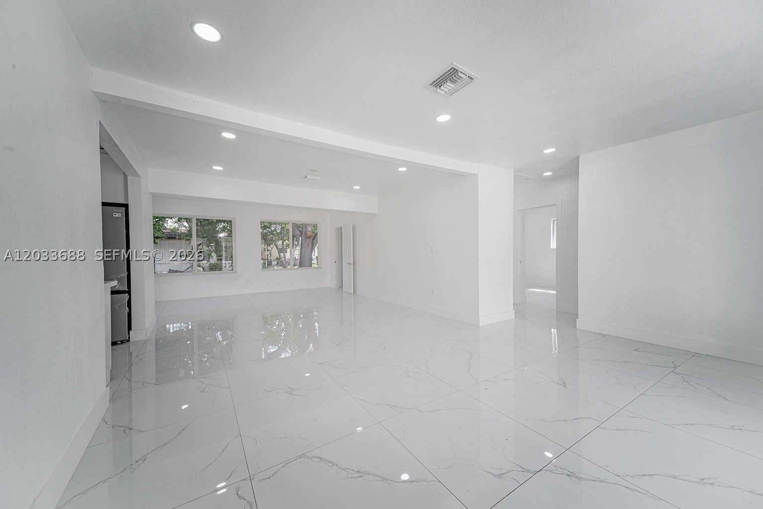 MIRAMAR SEC 11 - Residential