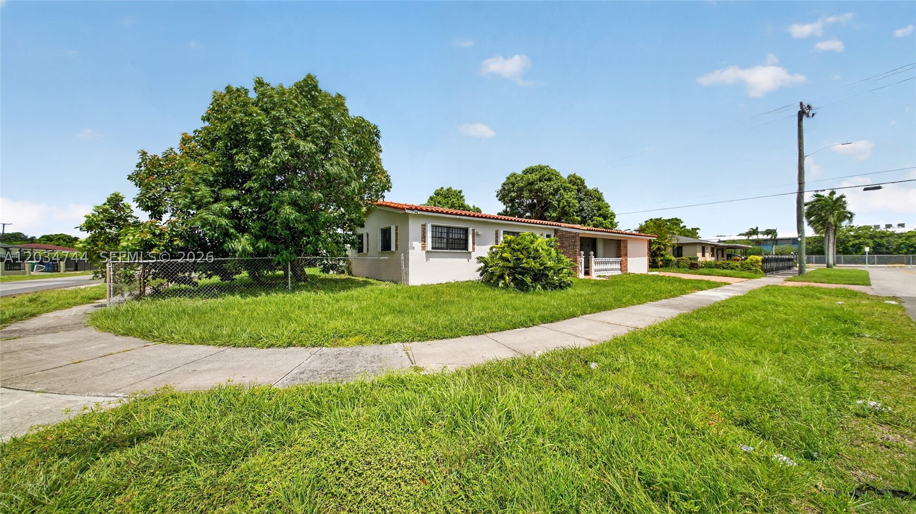 GREENVILLE MANOR - Residential