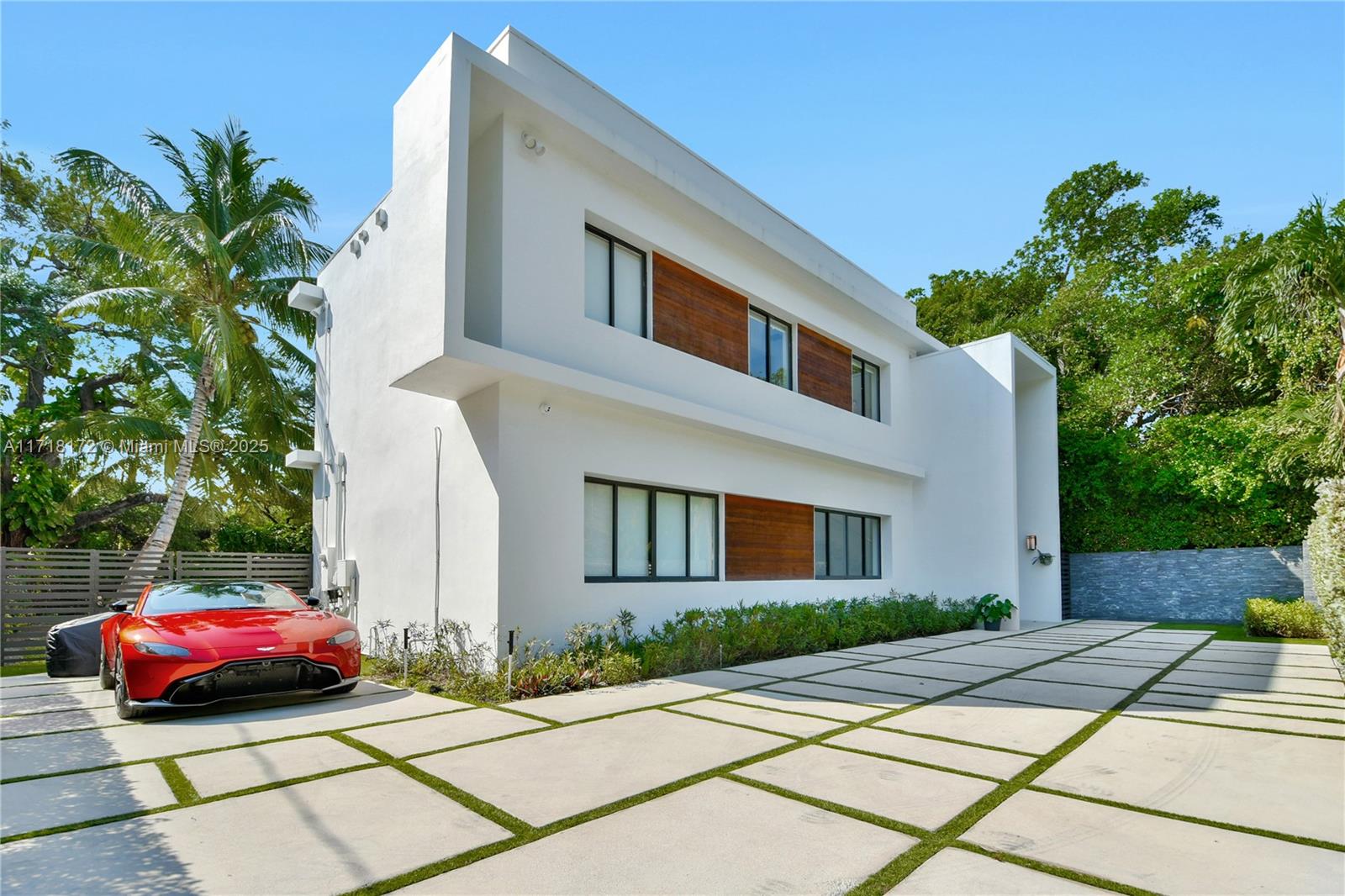 BISCAYNE PARK TERR - Residential