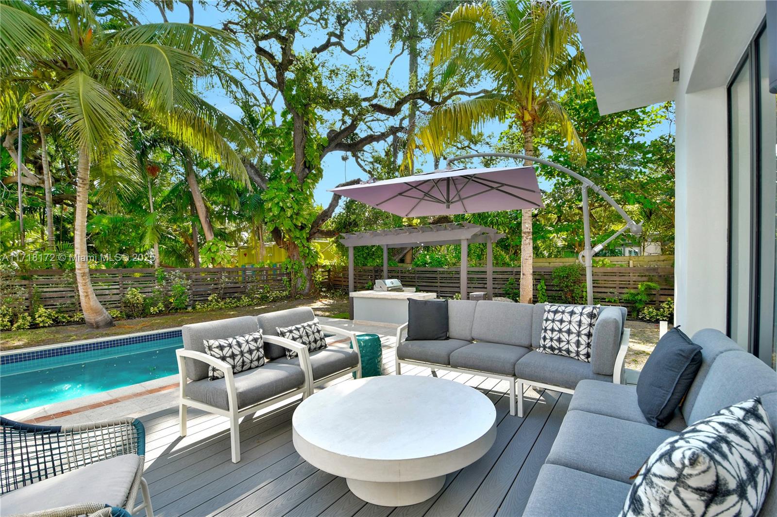 BISCAYNE PARK TERR - Residential