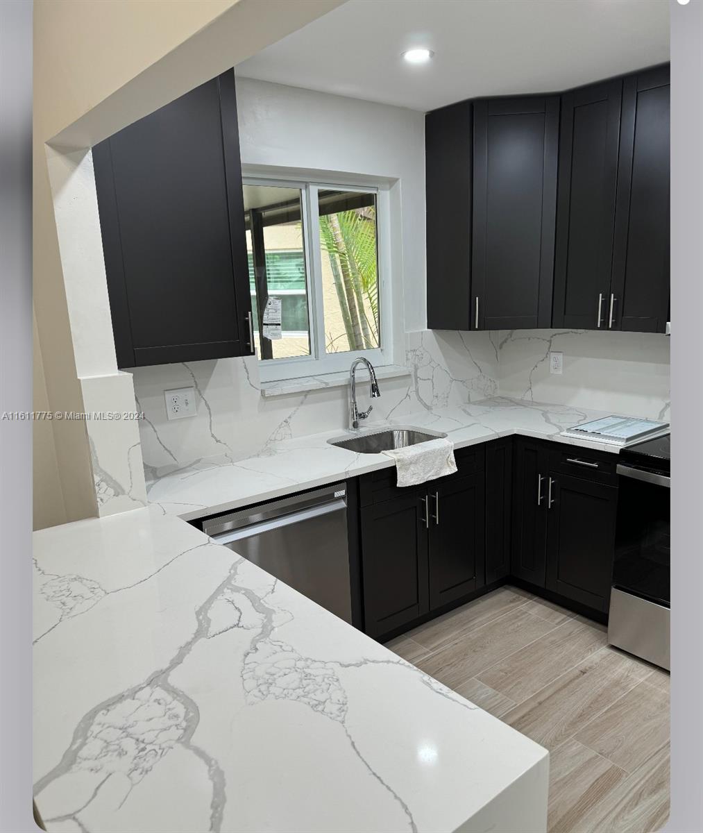 NEWMANS SURVEY SUB NO 1 & - Residential Lease