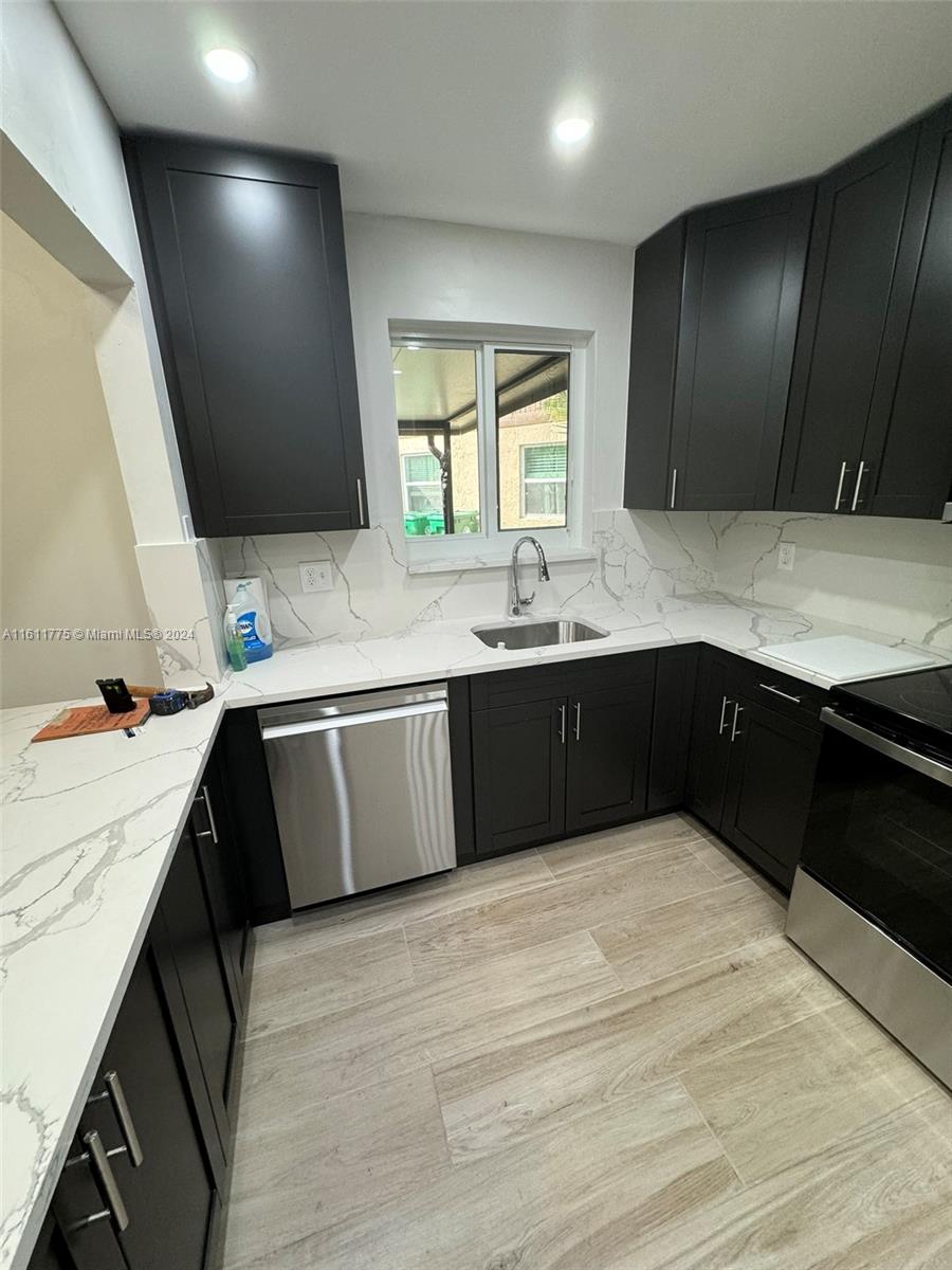 NEWMANS SURVEY SUB NO 1 & - Residential Lease