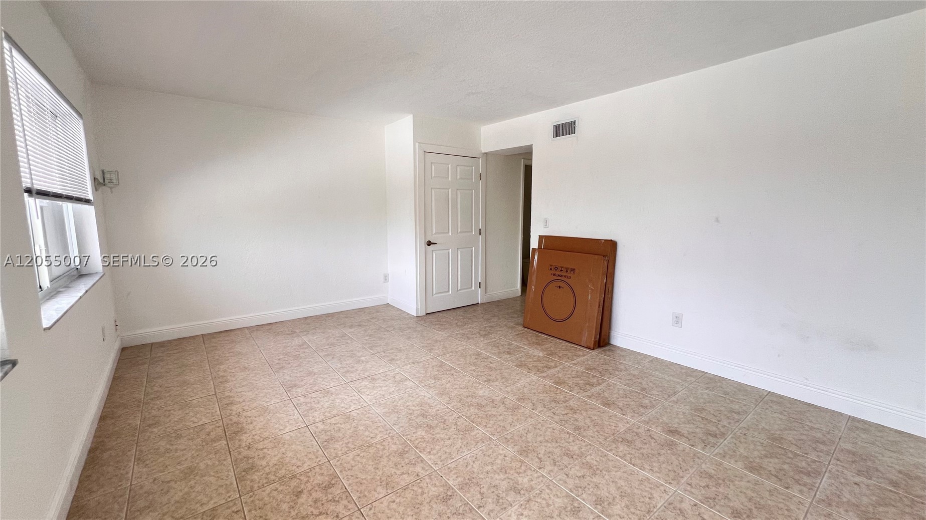 MANGO HILL CONDO XIX PH I - Residential Lease