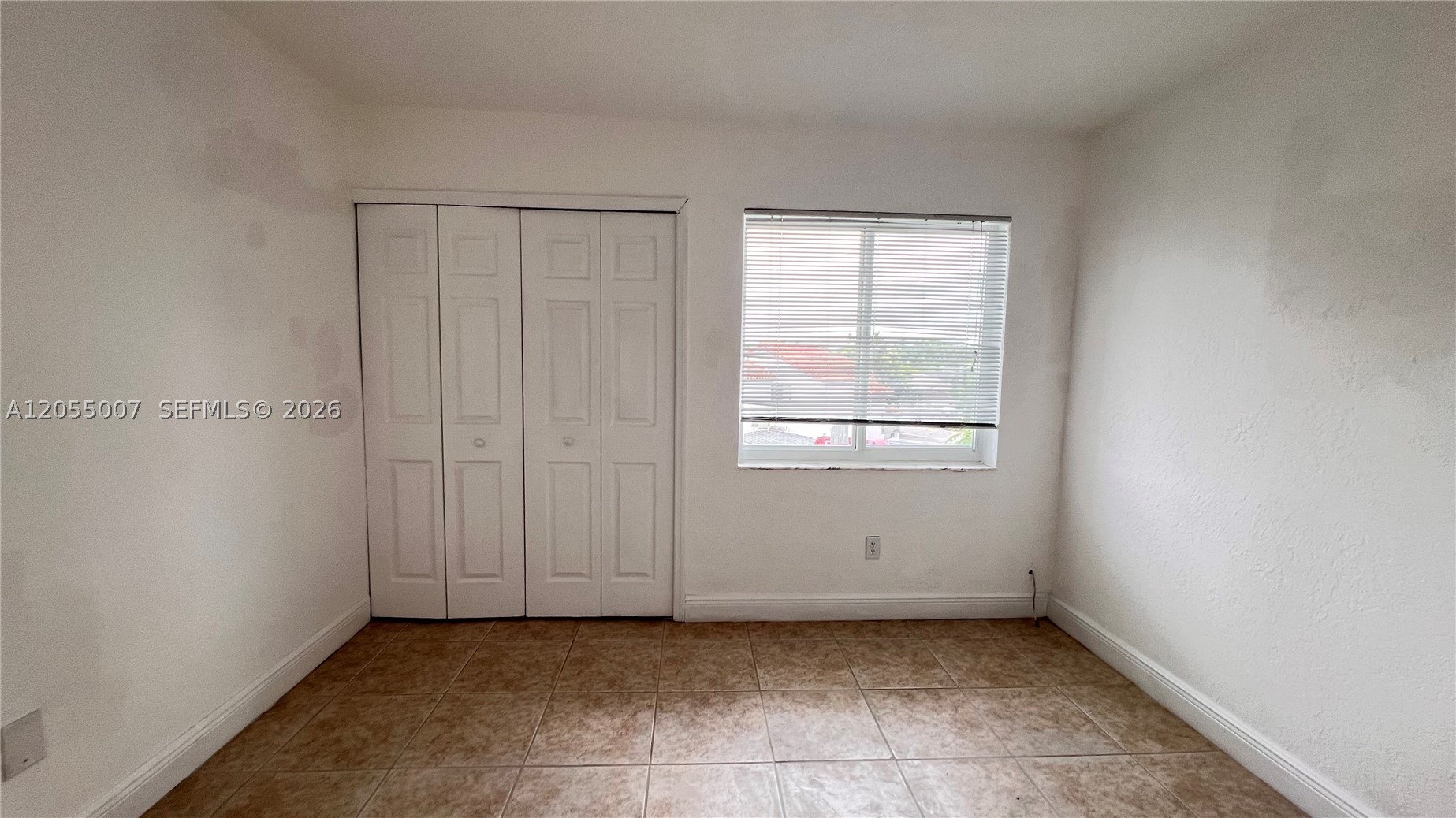 MANGO HILL CONDO XIX PH I - Residential Lease