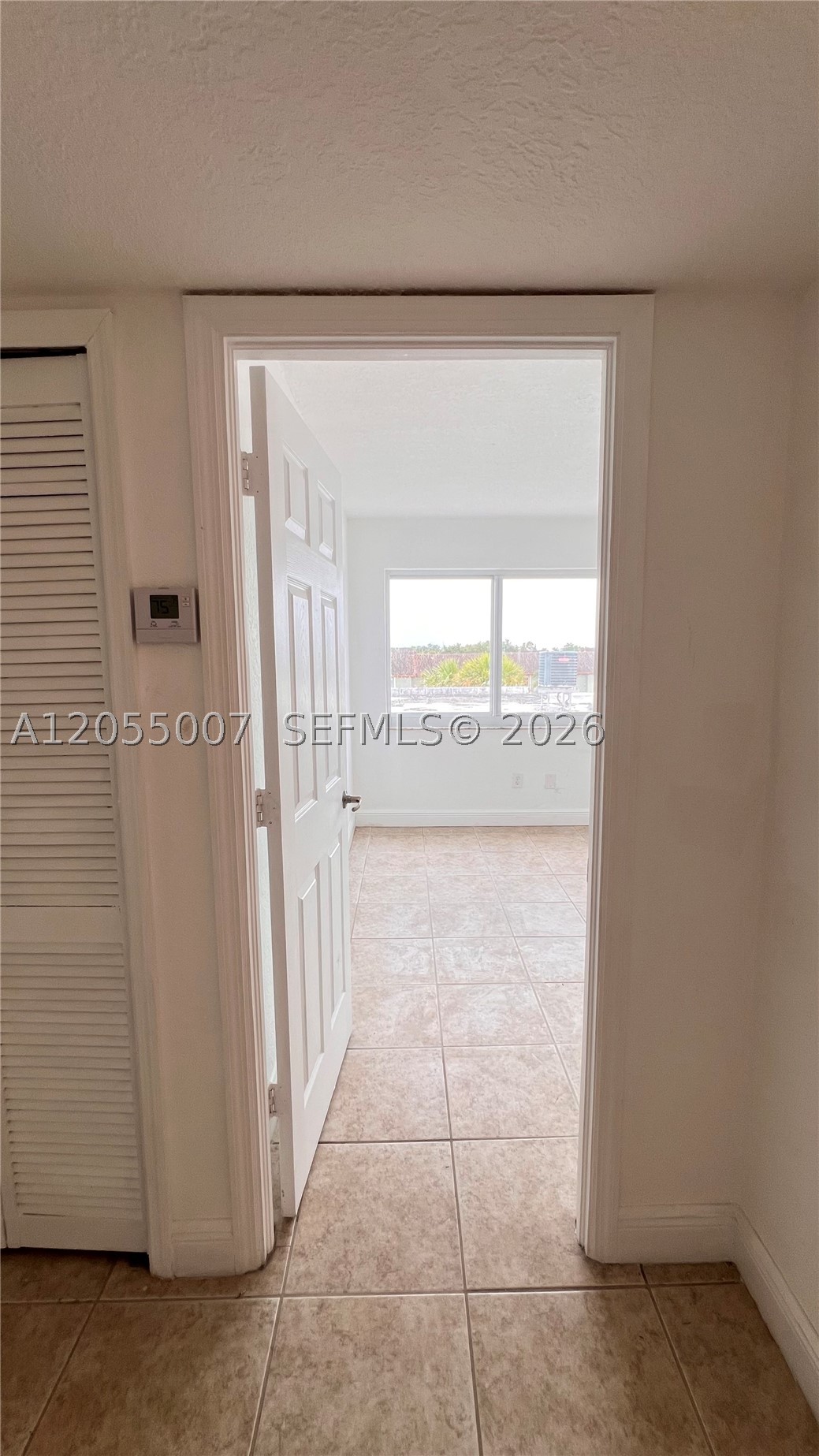 MANGO HILL CONDO XIX PH I - Residential Lease