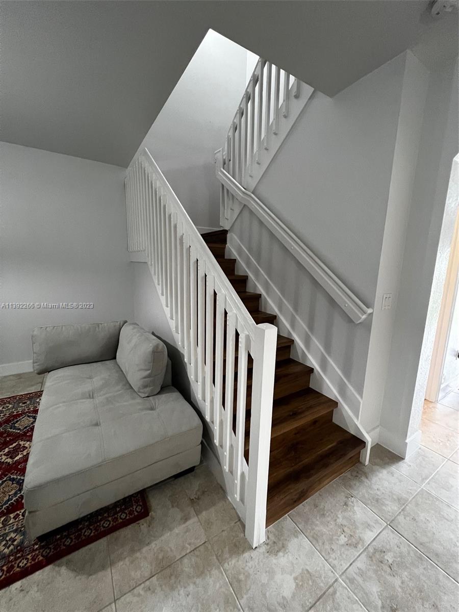 MARTINIQUE AT OASIS REPLA - Residential Lease