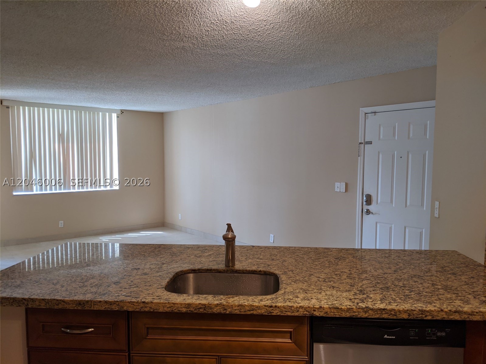 WINDWARD LAKES CONDO - Residential