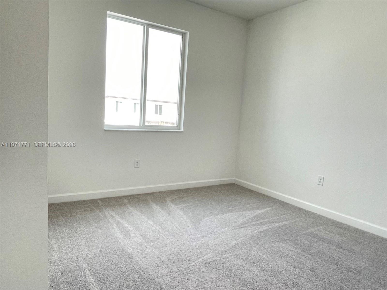 MIAMI LAND AND DEVELOPMEN - Residential Lease