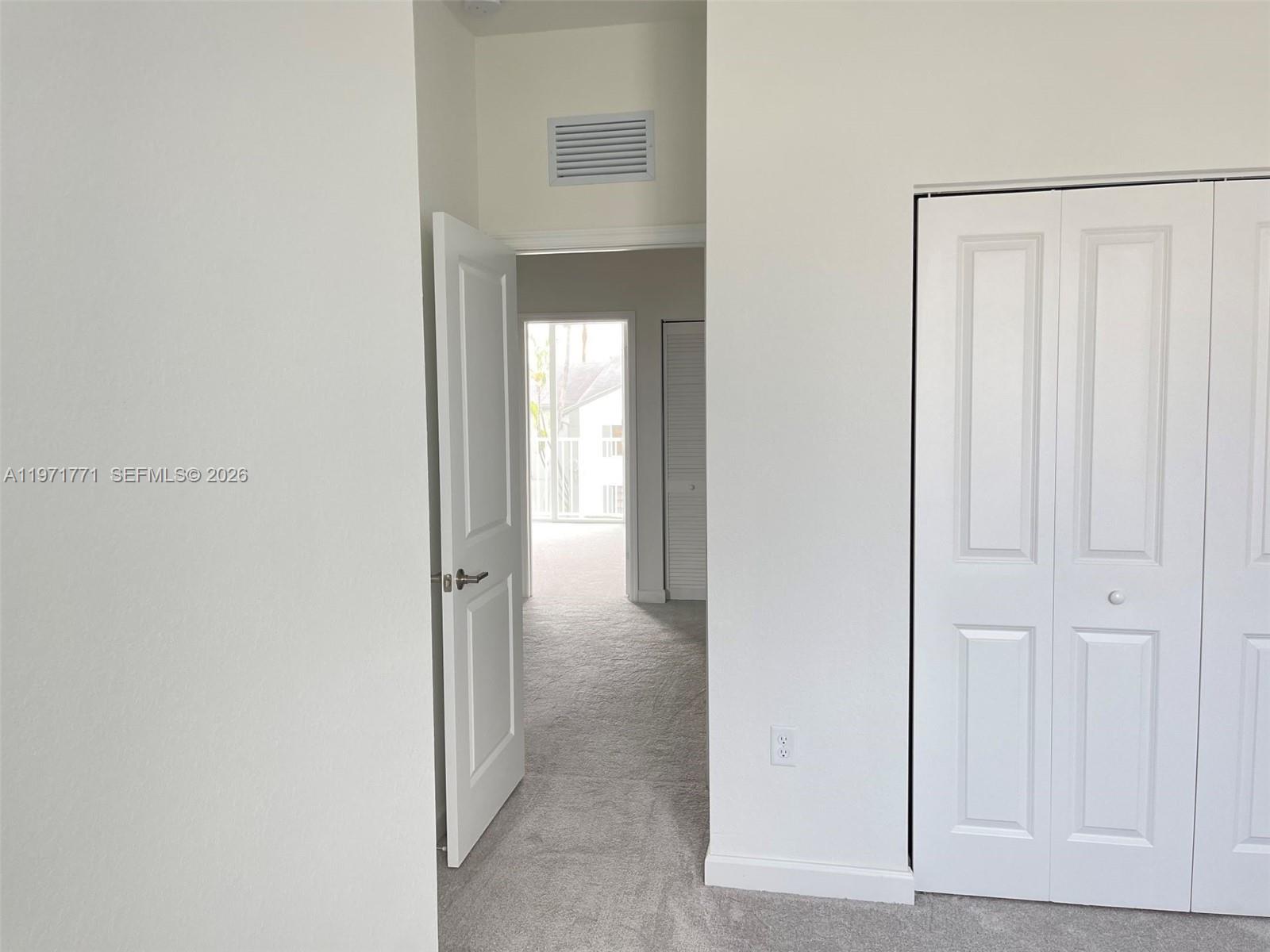 MIAMI LAND AND DEVELOPMEN - Residential Lease