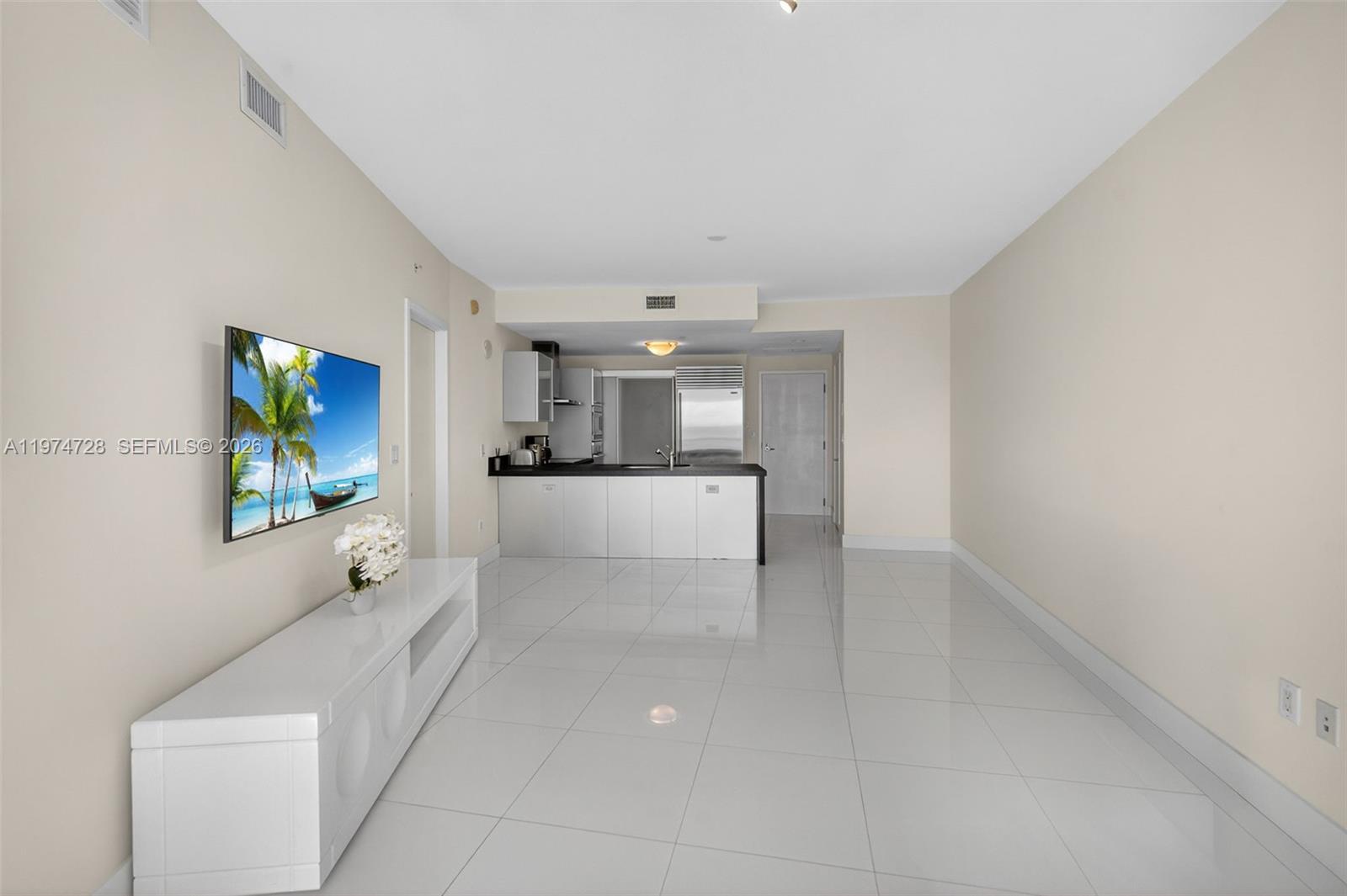 TRUMP ROYALE CONDO - Residential