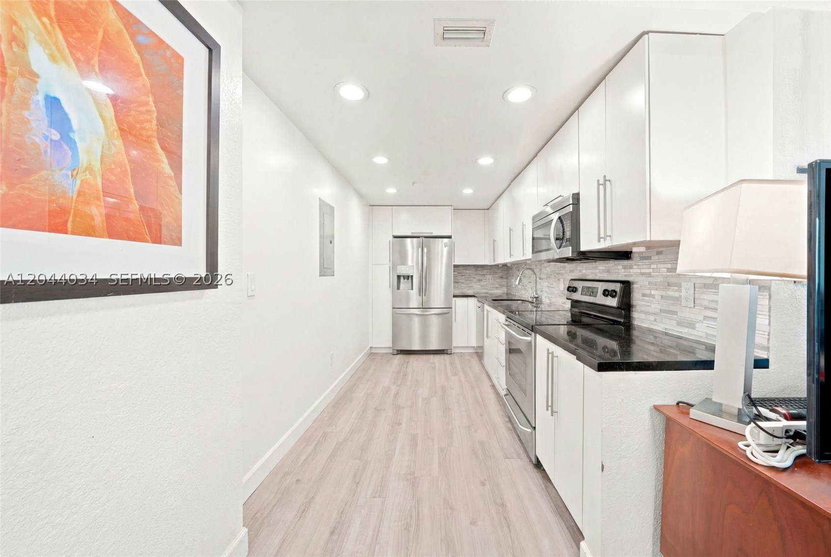 TREASURES ON THE BAY II C - Residential