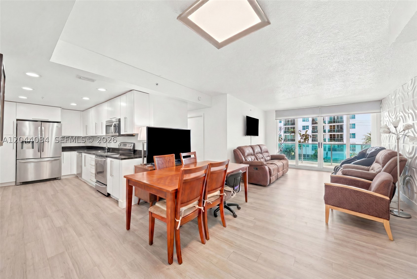 TREASURES ON THE BAY II C - Residential